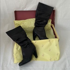 Söfft Leather Srunch Knee High Boots